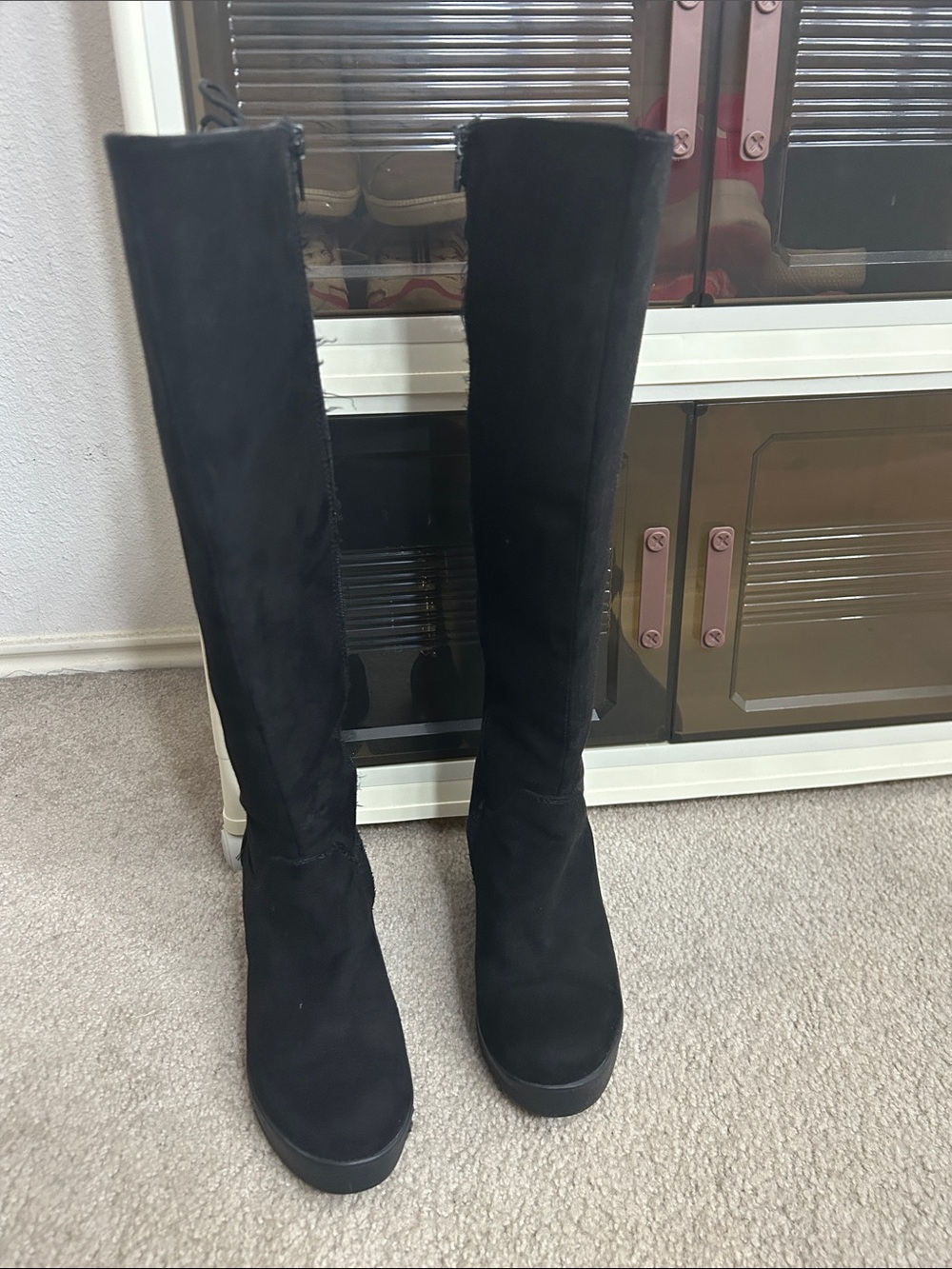 Boots - Picture 3 of 3